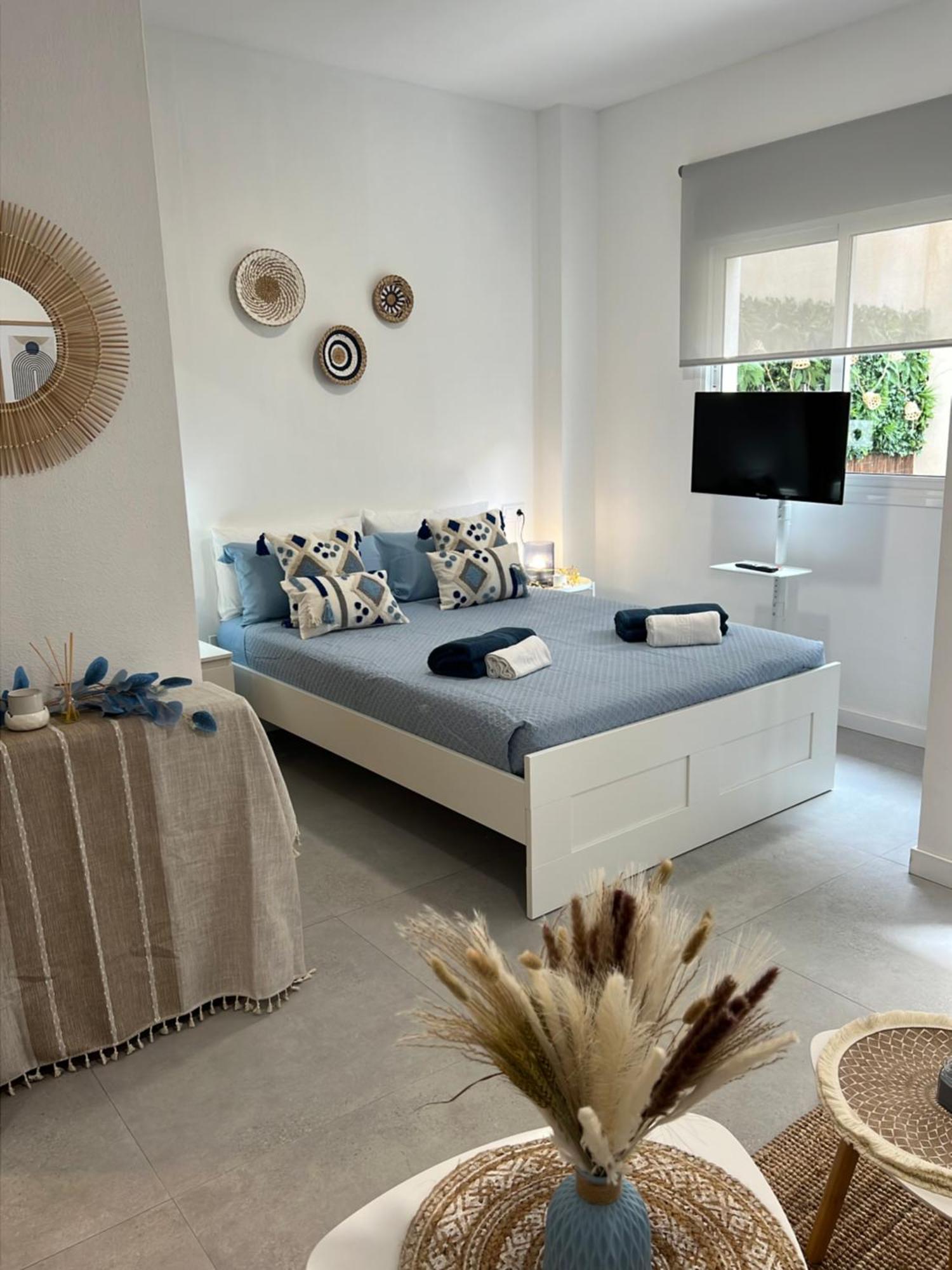 Estudios Con Encanto Alicante Exterior photo