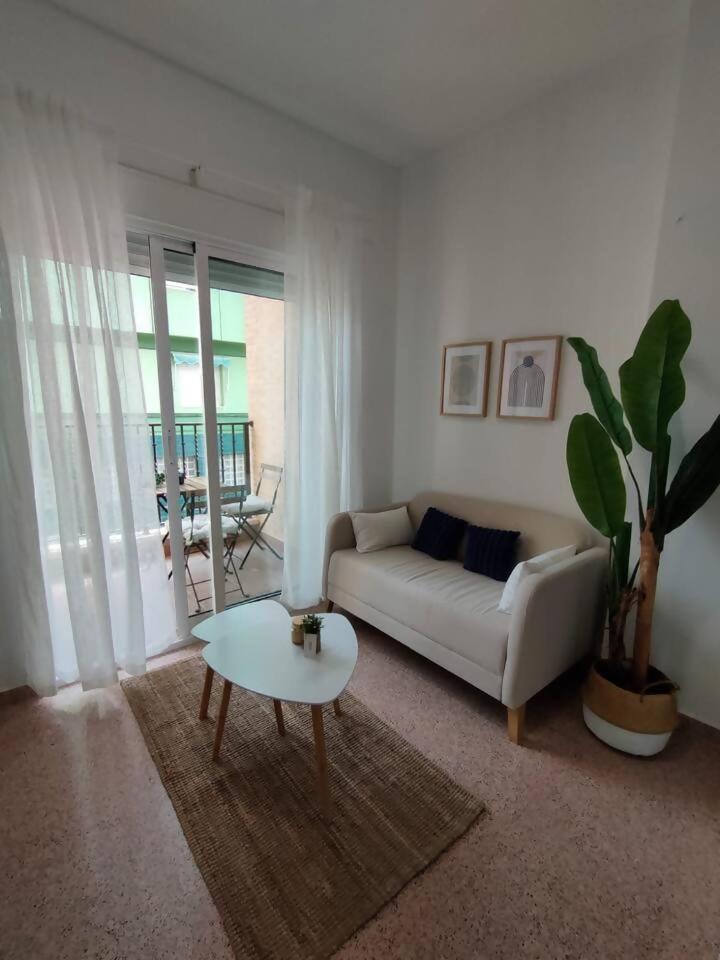 Estudios Con Encanto Alicante Exterior photo